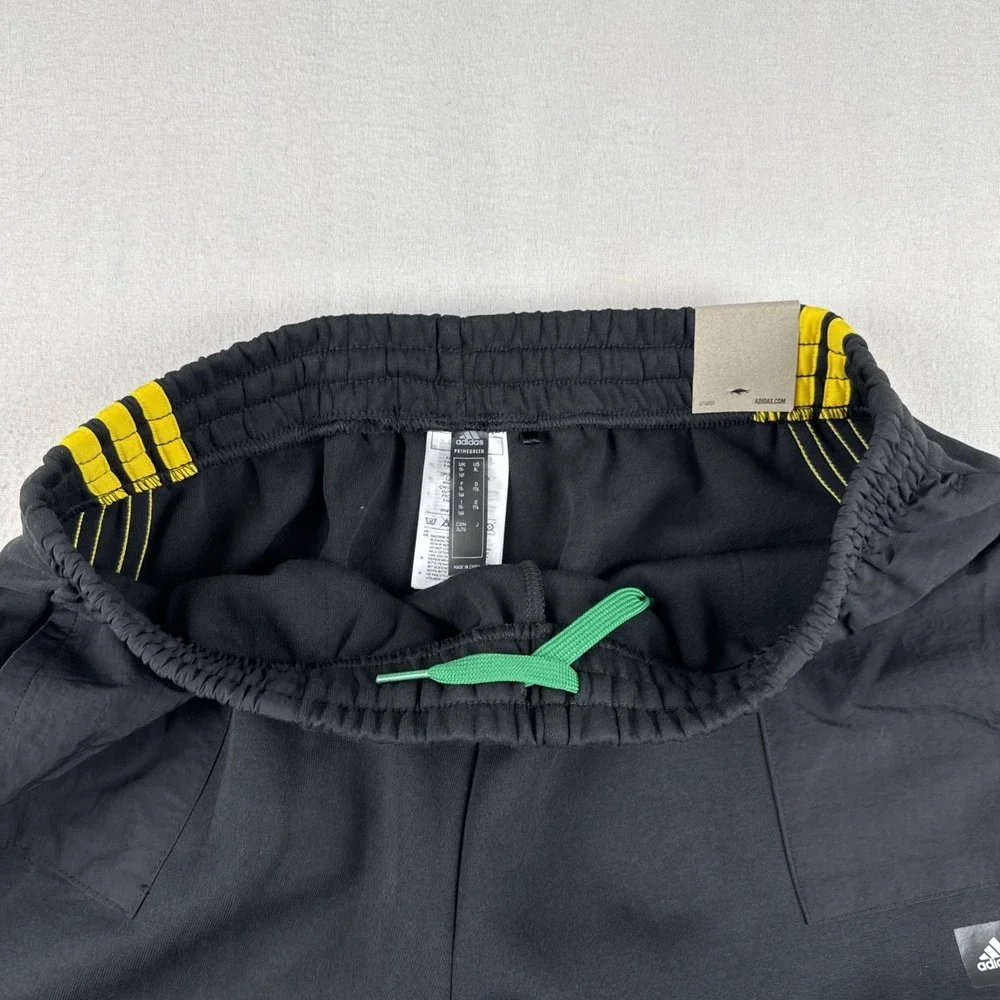 Adidas Lego Classic Boys Track Pants H26667 XL Black Yellow loose fit 30*30